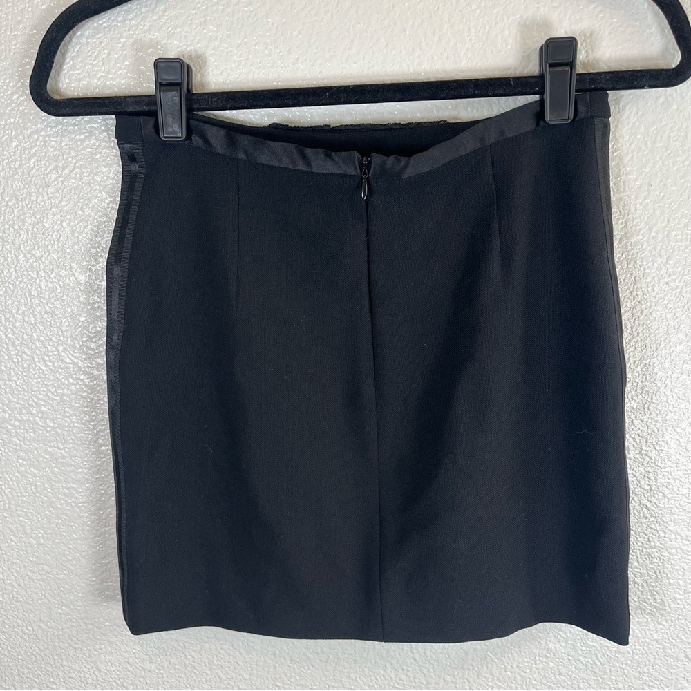 Alessandro Dell'Acqua Black Mini Skirt with Front Ruffle Panel‎ 40 - Picture 4 of 8